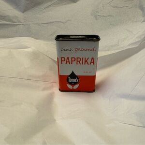 Empty Vintage Tones Paprika Spice Tin Manufactured in Des Moines,IA